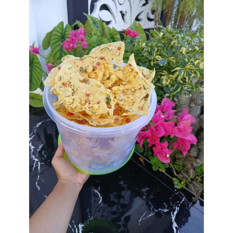 

peyek kacang mix daun jeruk nikmat by cikmun kemasan toples 5liter