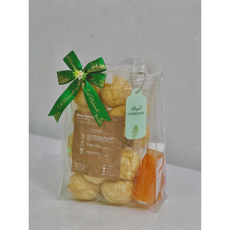

Hampers Lebaran sn.kitchen | Hampers bakso goreng sn.kitchen | Hampers Makanan