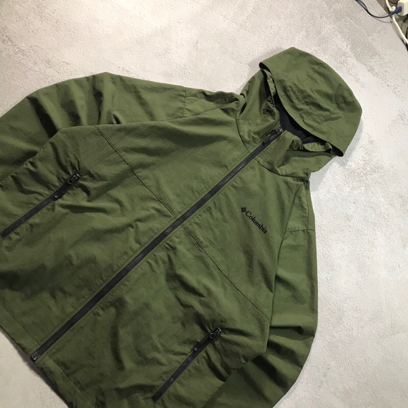 jacket gorpcore columbia, jacket outdoor columbia, jacket gunung columbia