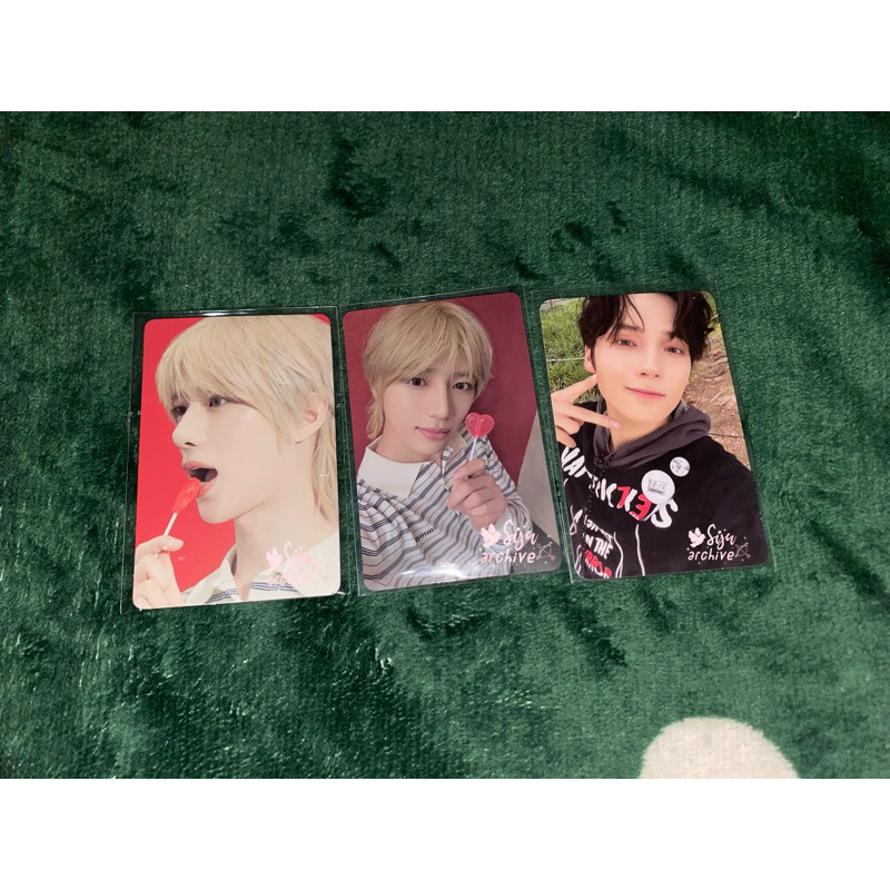 take all photocard beomgyu hueningkai txt tomorrow x together album lover sanctuary