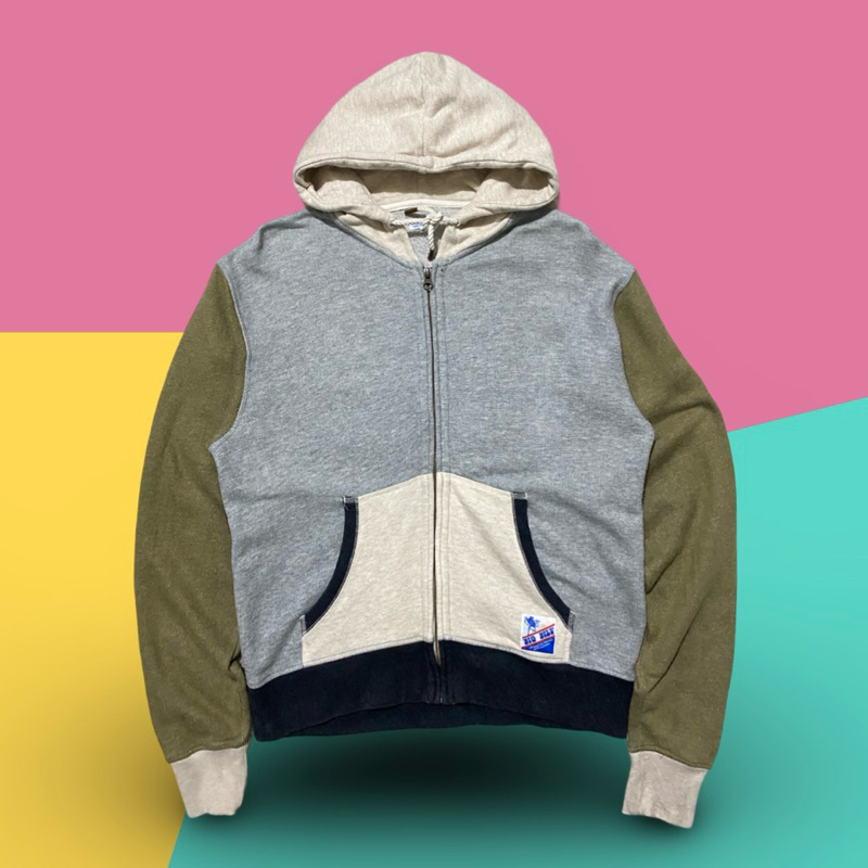 CANADA ZIPPER HOODIE