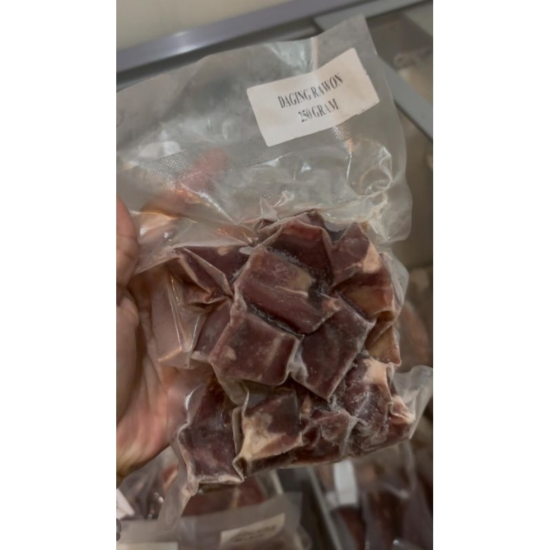 

daging sapi rawon 250gram/daging sapi rawon kemasan 250gram
