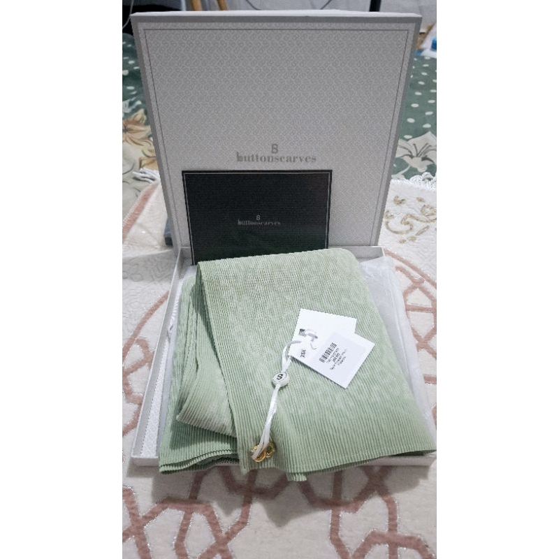 Hijab sultan Buttonscarves Lasabelle Ayudyah klamby VIZU murah ori