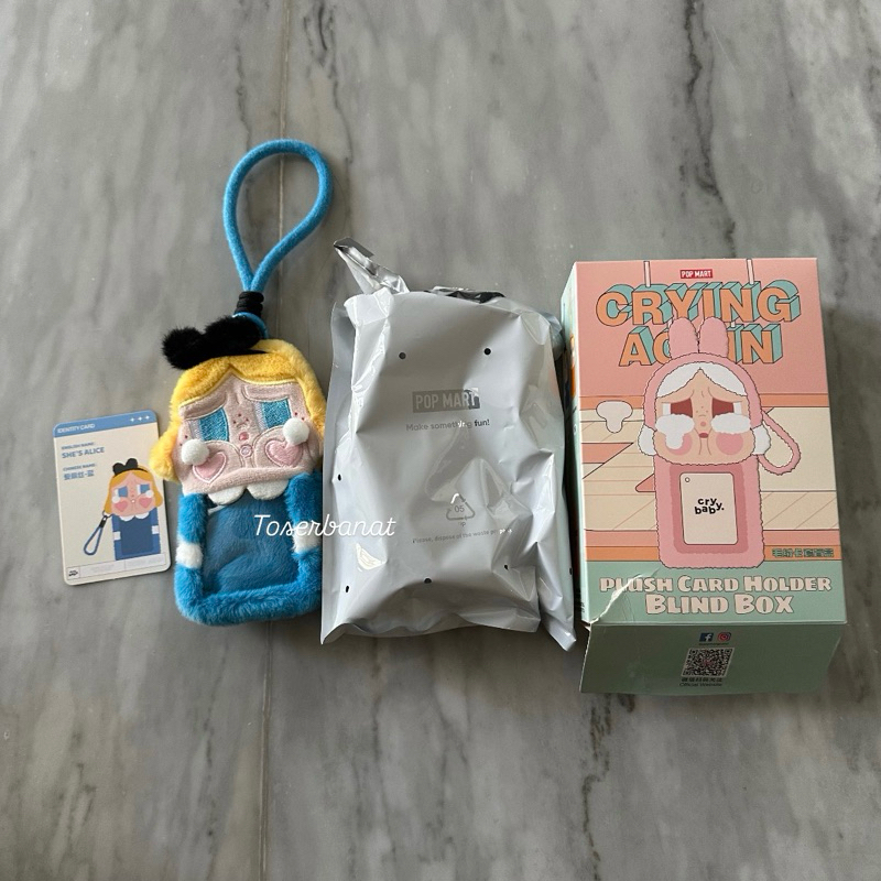 

NEW popmart 100% original cry baby card holder SHE'S ALICE blind box blindbox crying again lanyard selected blindbox bb blind box ORIGINAL MURAH pop mart TERMURAH most wanted cry for love pendant