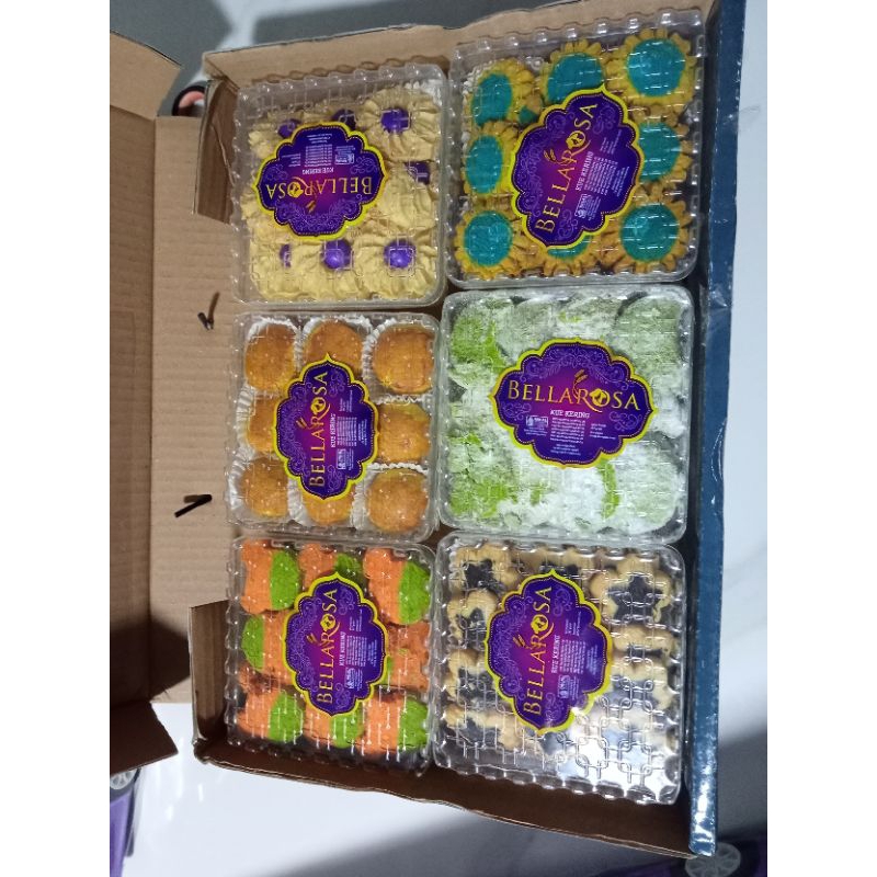 

promo paket kue ramadhan kue bellarosa platinum isi 6toples set