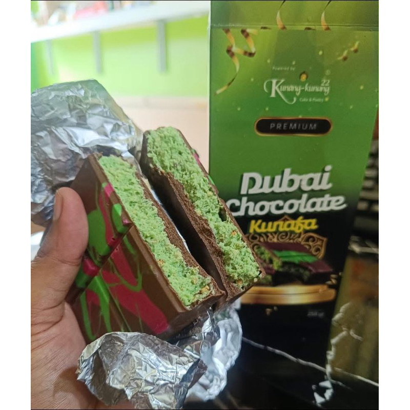 

KUNANG-KUNANG DUBAI CHOCOLATE KUNAFA 250GR