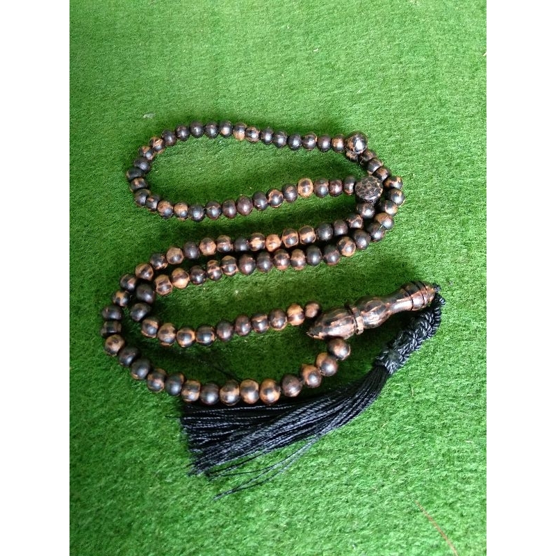 Tasbih kayu liwung Lawu pringgodani