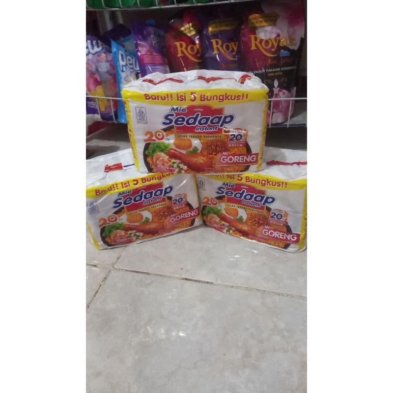 

sedap mie banded isi 5pcs