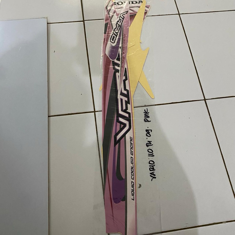 Stiker Striping Vario 110 karbu 2009 Berkualitas