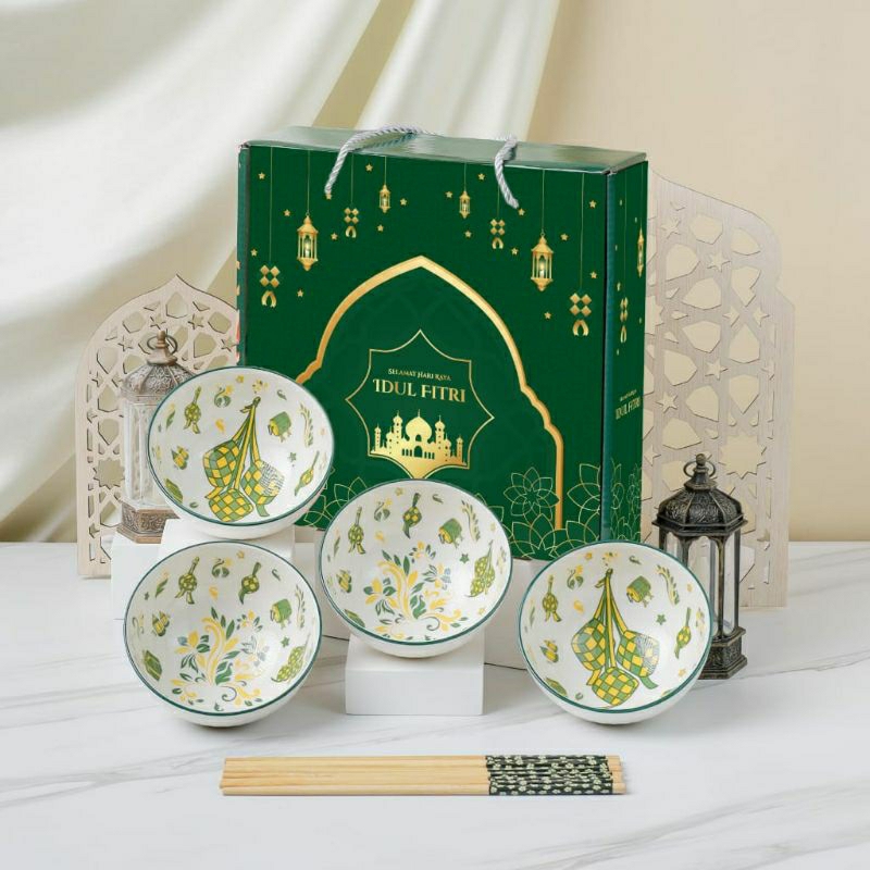 

Mangkok isi 4 Idul Fitri Hamper Idul Fitri Cantik