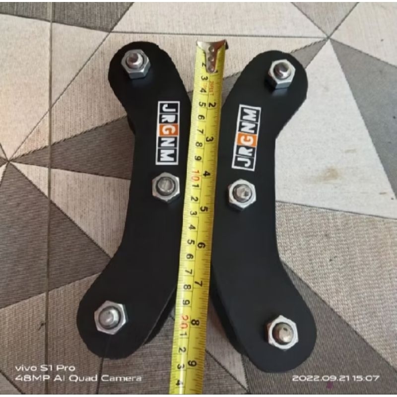 Anting per daun Daihatsu Feroza 20cm