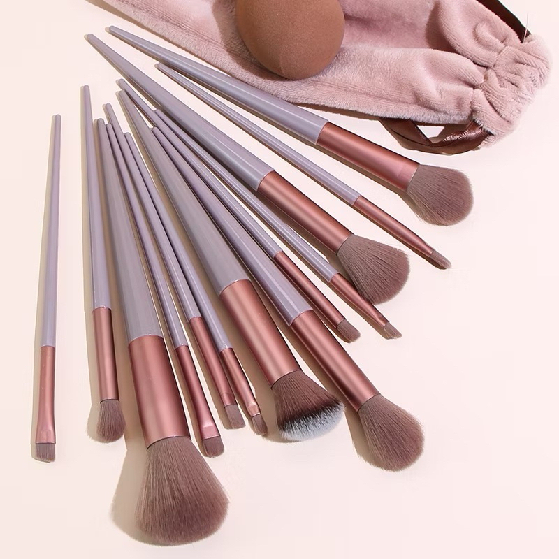 Brush Make Up Set 13 Pcs Set Kuas Make Up Brush BlashOn Isi 13 Pcs