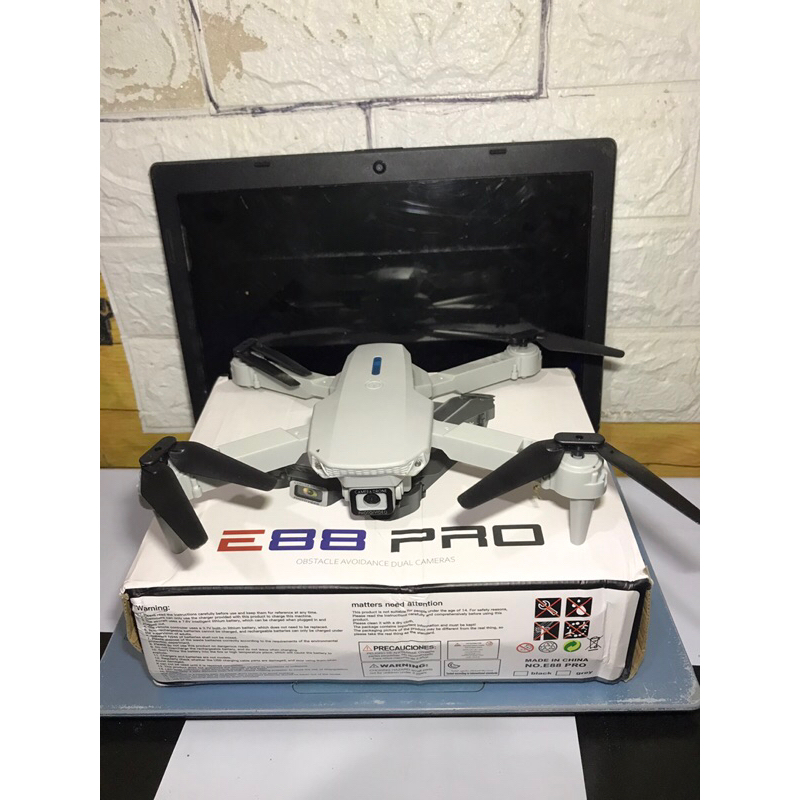 Drone E88 pro
