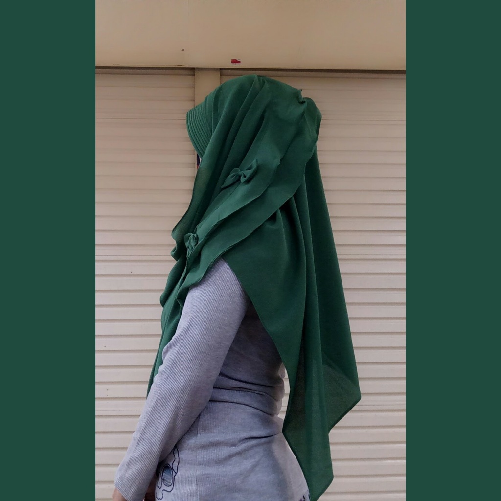 Jilbab Instan Bergo Hijau Botol Variasi Pita