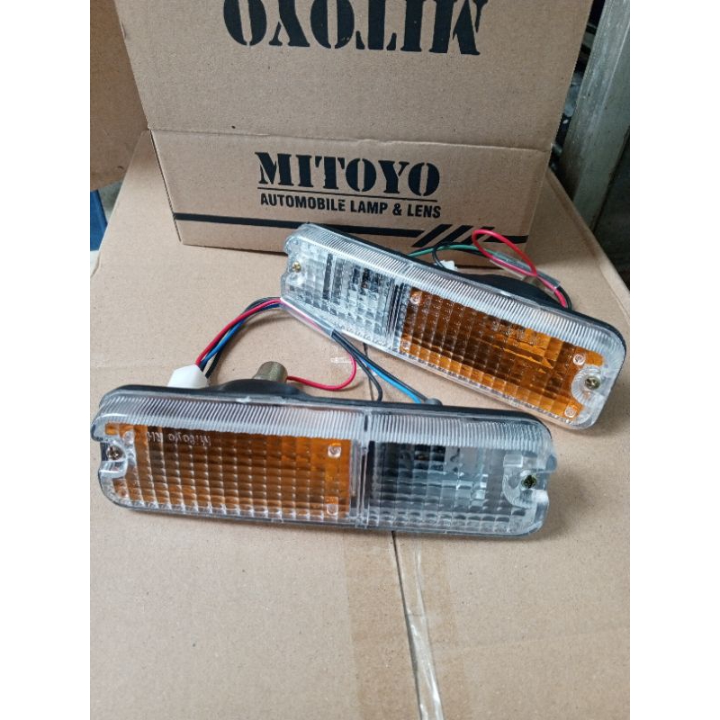 Lampu Bamper Lamp Sein Daihatsu Charade G10 G11