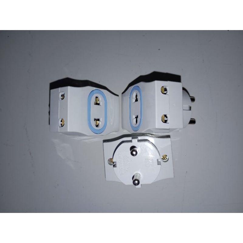 Colokan Listrik T Multi