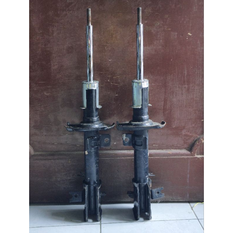 Shockbreaker depan Suzuki Ertiga Merk IKYBI