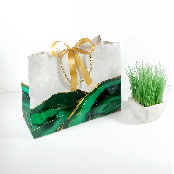 

Paperbag Marble Ocean Green UK (Landscape 32,5 x 14 x 25 cm dan Potrait 24 x 14 x 35 cm