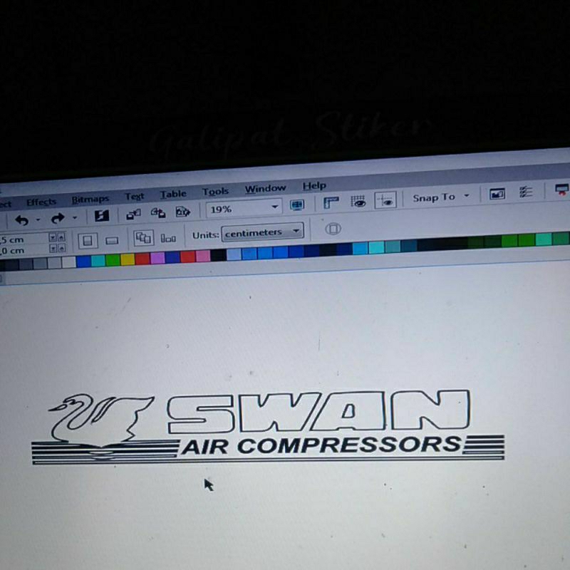 

stiker swan hitam