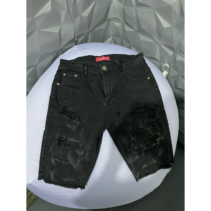CELANA PENDEK RUCAS SIZE 30
