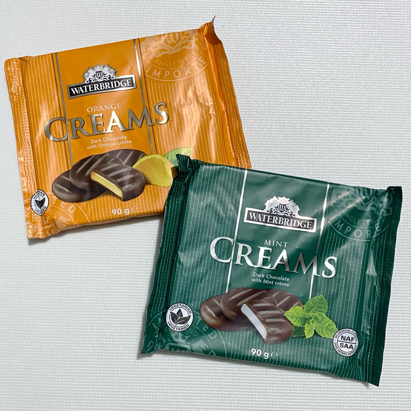

Coklat Import / Coklat Mint & Coklat Orange / Dark Chocolate / No Artificial Flavours / Made in UK / Exp 2026 / Ready Bisa Gosend