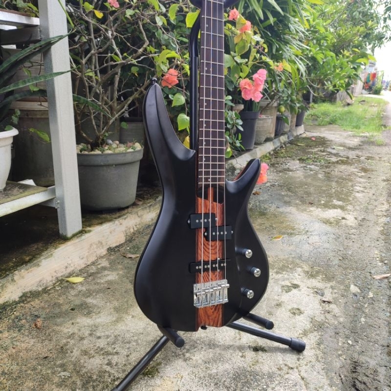 Gitar Bass Gillmore GB 230