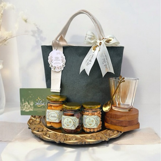 

AISYAH A/Hampers Lebaran/READY STOCK/Hampers Idul Fitri/Eid Alfitr Hampers