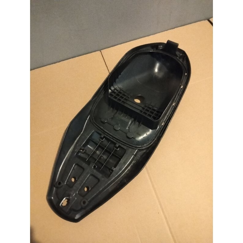 Vario 160 fiber plastik jok motor Vario 160