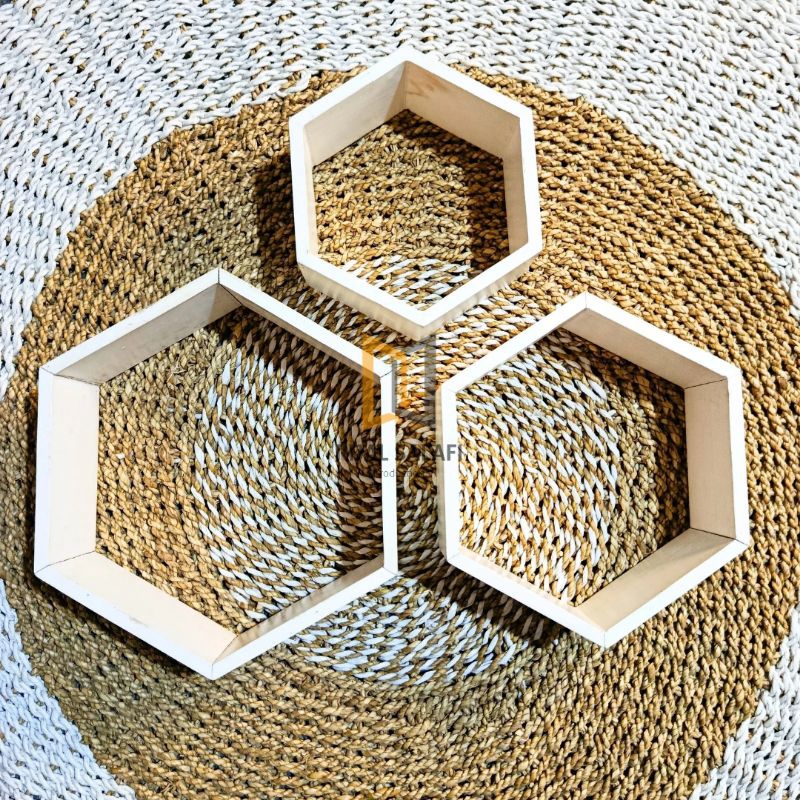 RAK DINDING HEXAGONAL kayu