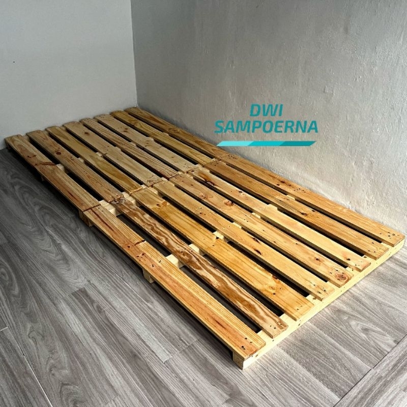 Tempat Tidur Palet Kayu Jati Belanda Single + Sandaran – Minimalis & Kokoh