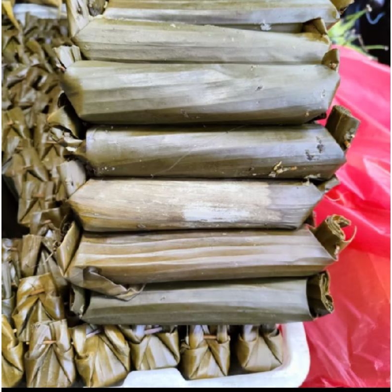 

KETUPAT DAUN, LONTONG DAUN PISANG , LONTONG PANJANG, LONTONG PADAT