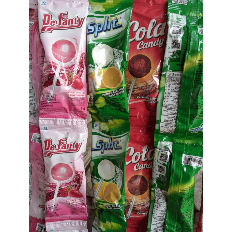 

Permen Lolipop Cola, Split, De Fanty Renceng isi 12pcs x 6gr