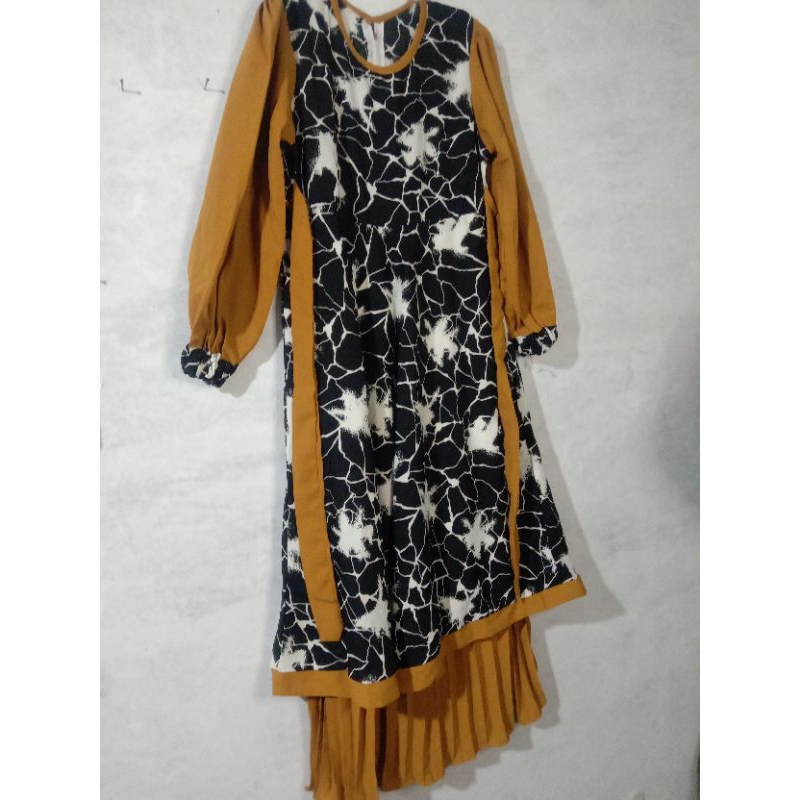 gamis plisket plus hijab remaja