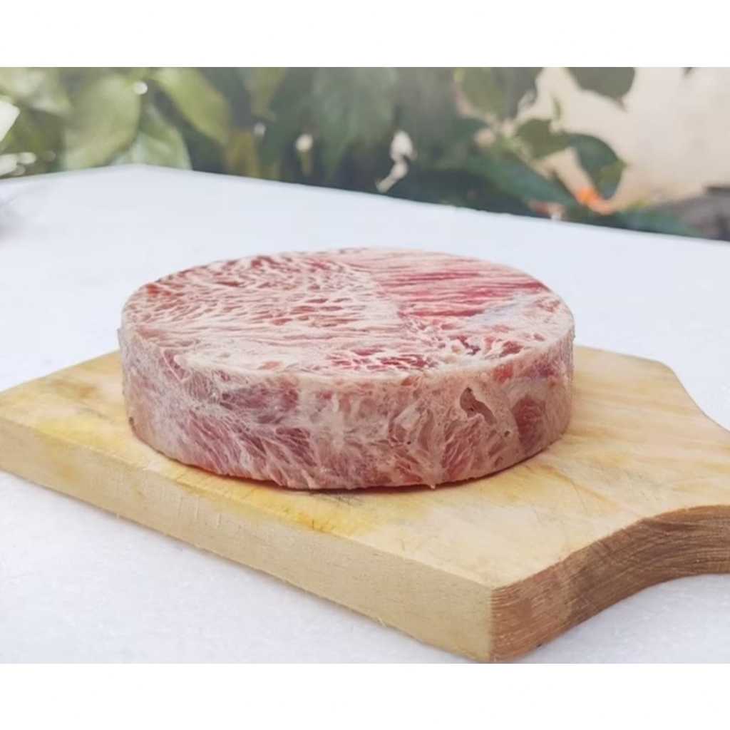 

Tenderloin Meltique Steak 200g Daging has dalam