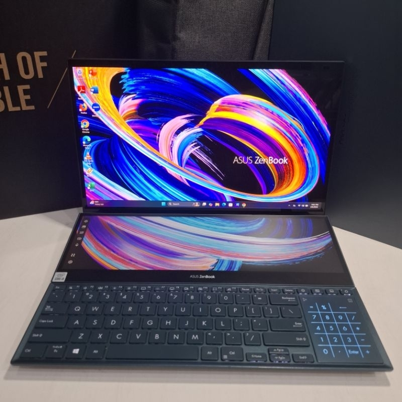 Laptop Asus ZenBook Pro Duo UX582LR intel core I9-10980HK Ram 32gb ssd 1tb Nvidia GeForce RTX 3070 D