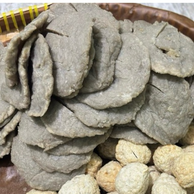 

Pempek kulit