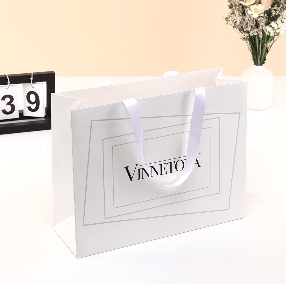 

RK VINNETORA Paper Bag Premium Gratis Buble Wrap