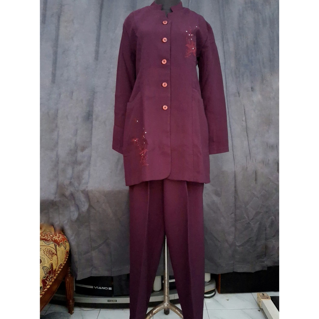 Setelan Baju Kerja Wanita Lengan Panjang Ungu (Blazer + Celana)