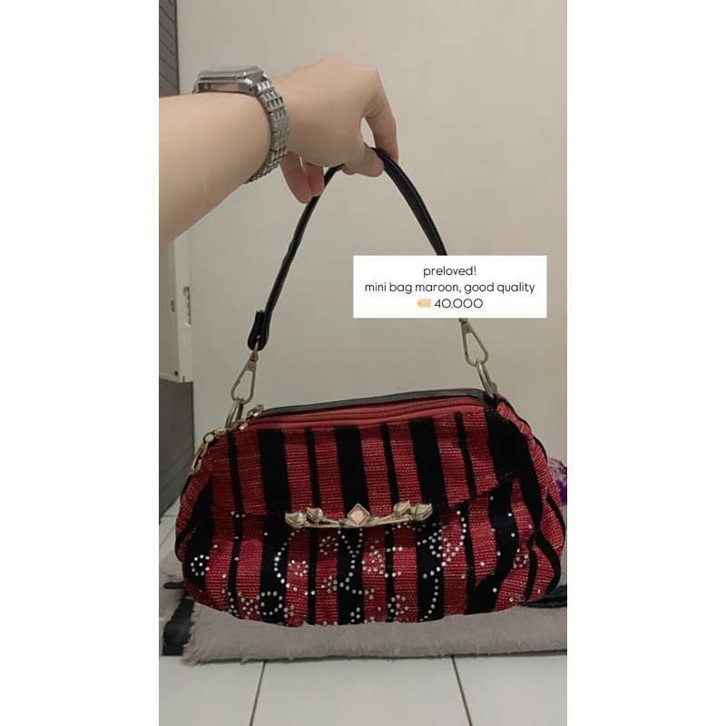 Maroon Bag Coquette