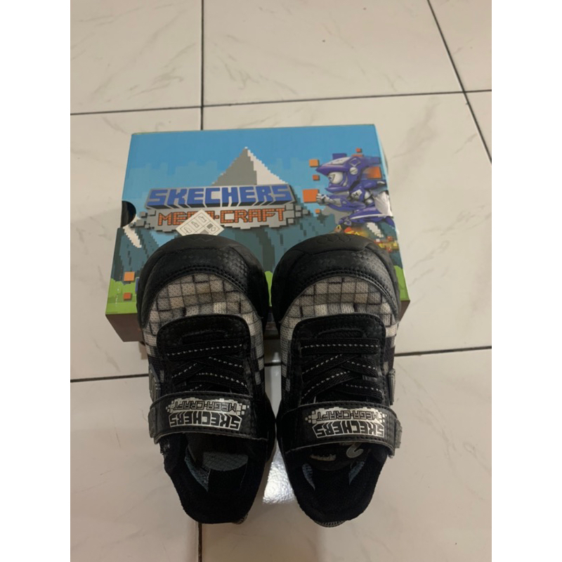 Preloved skechers