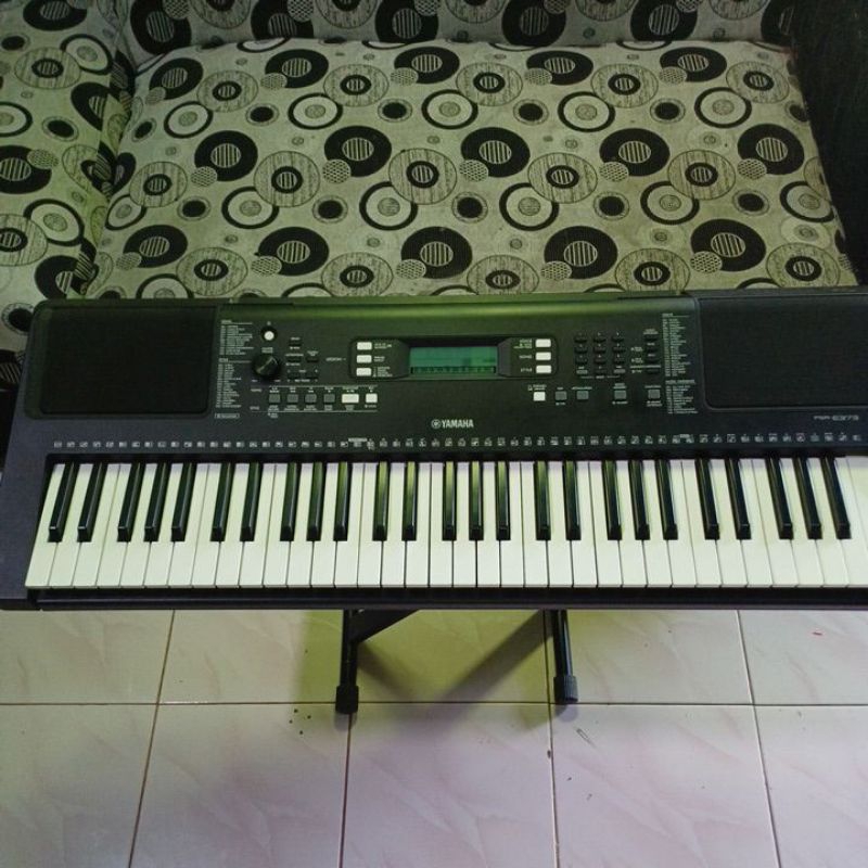 jual keyboard yamaha psr e373 second