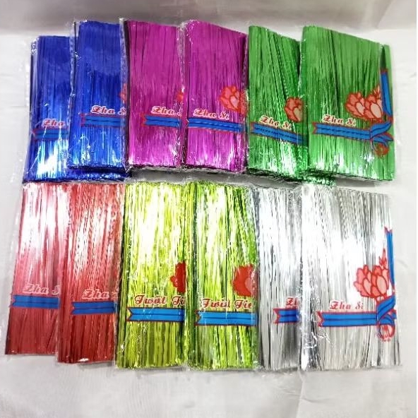 

Kawat Souvenir/Twistie 10Cm/Pita Kawat Metalik/Tali Souvenir Kawat Potong/Twistie 10 Cm