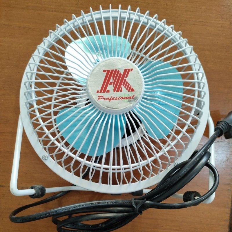 Kipas meja Tornado 6inch