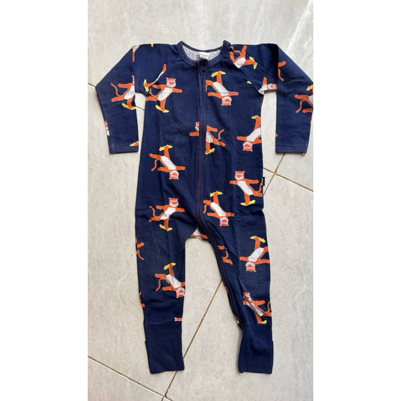 Preloved Sleepsuit BONDS