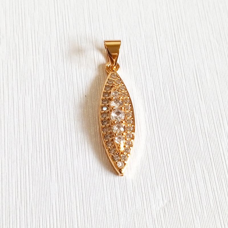 Liontin kalung fashion jewelry perhiasan warna emas