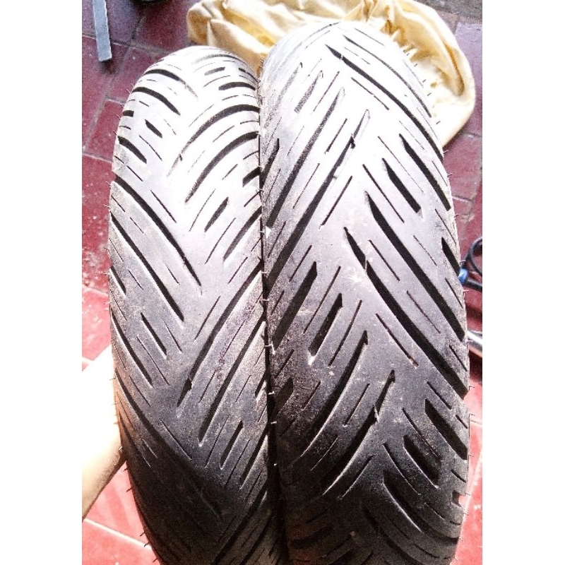 Ban Vario New 125-150 Tahun 2024 Depan & Belakang Ukuran 80/90 - 80/100 Ban original Copotan Vario n