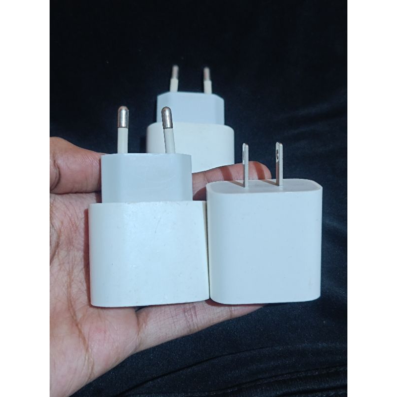 Batok Casan/Adaptor Charger iPhone 20 Watt Type C Original Bawaan Hp 100%