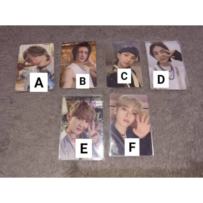 Photocard PC Album Hyunjin Noeasy Hyunjin Chanel Noeasy Hyunjin Denim Noeasy Hyunjin Hanbok Noeasy H