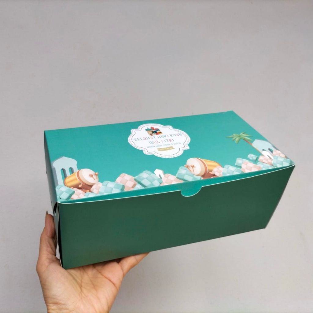 

Kotak / Box Kue Idul Fitri / Lebaran 25x12x10 cm (Per 5 Pcs)