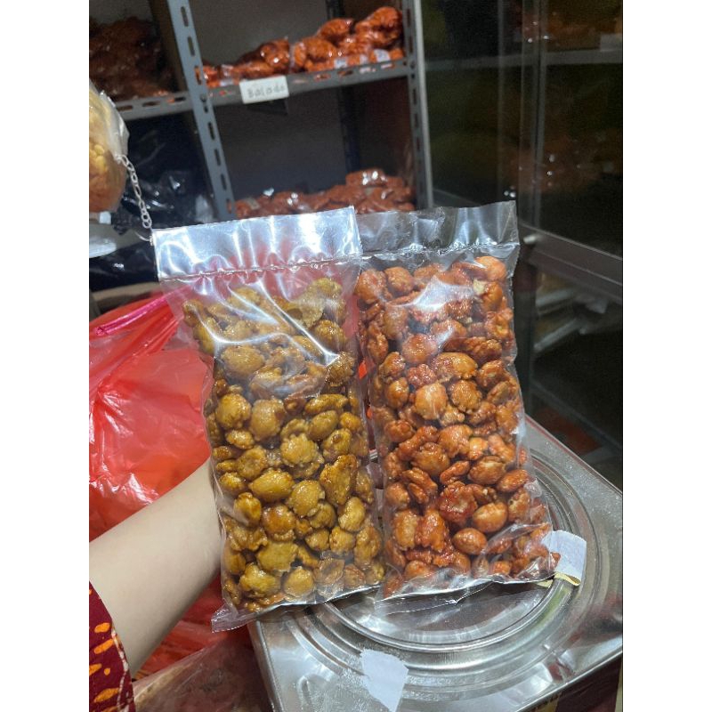 

EMPING MELINJO MANIS & PEDAS MANIS 250 GRAM (NINA)